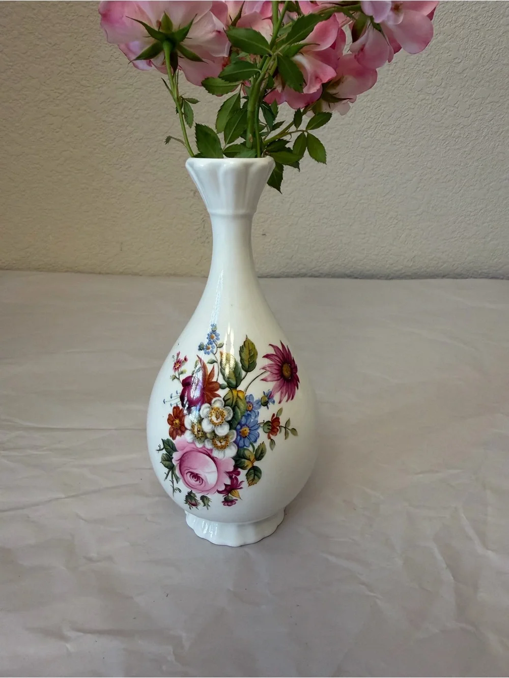 Coalport White Porcelain Bud Vase with Pink Floral Accents 6.4 inch